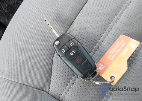 2013 Ford Fusion S z USA, uszkodzony, nr VIN 3FA6P0G7XDR243965